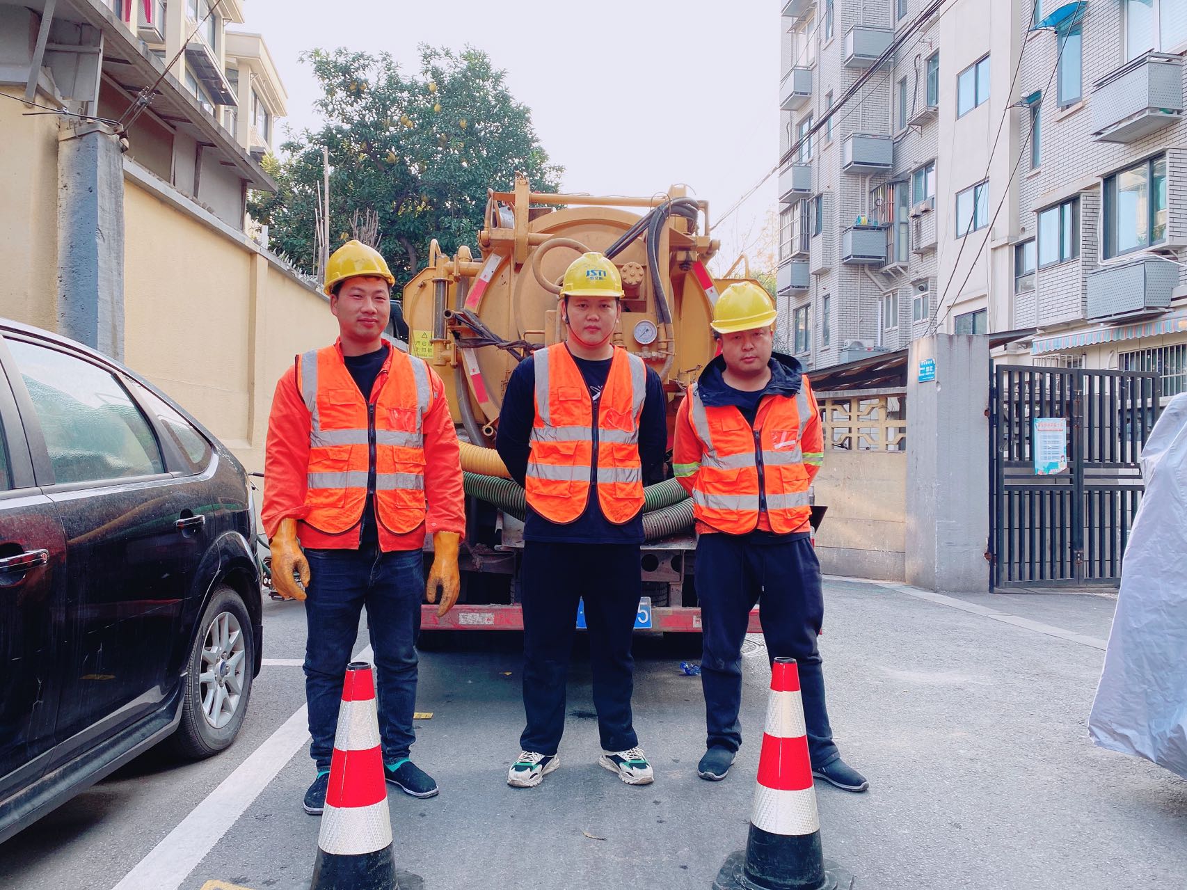 天保南京某小区管道清淤检测施工